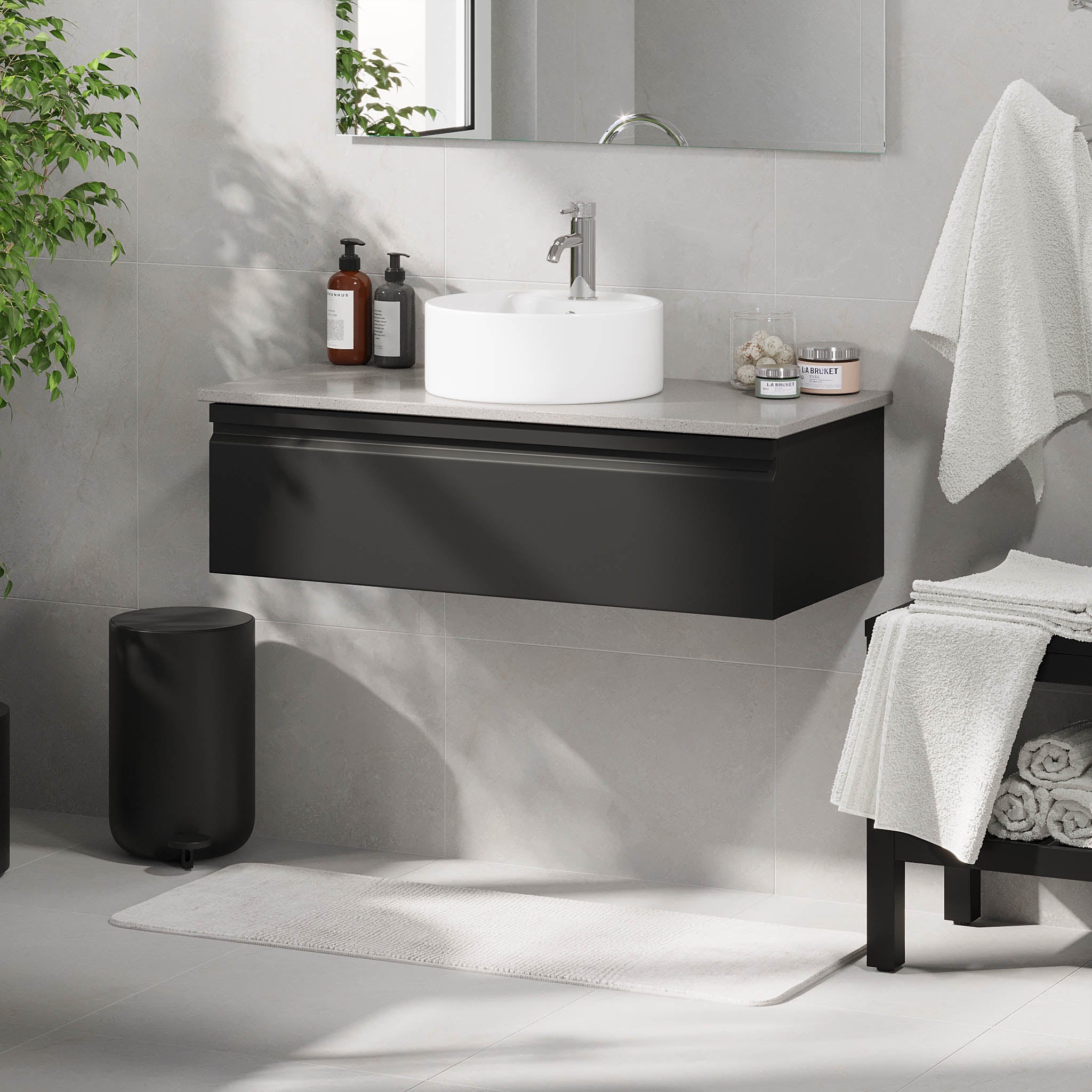 Mirage badeværelse møbler med grå bordplade, Matt Black